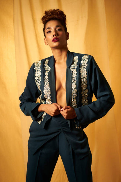 LUSH POWERSUIT